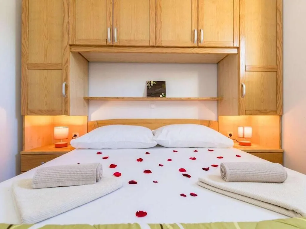 Villa David & Matej Comfortable Holiday Residence Krk Town Сasa de vacaciones
