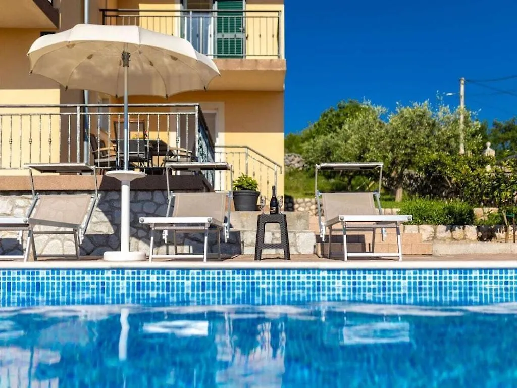 Сasa de vacaciones Villa David & Matej Comfortable Holiday Residence Krk Town