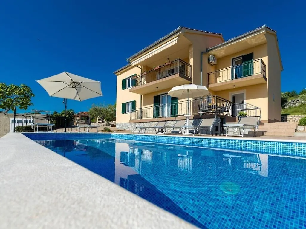 Villa David & Matej Comfortable Holiday Residence Krk Town
